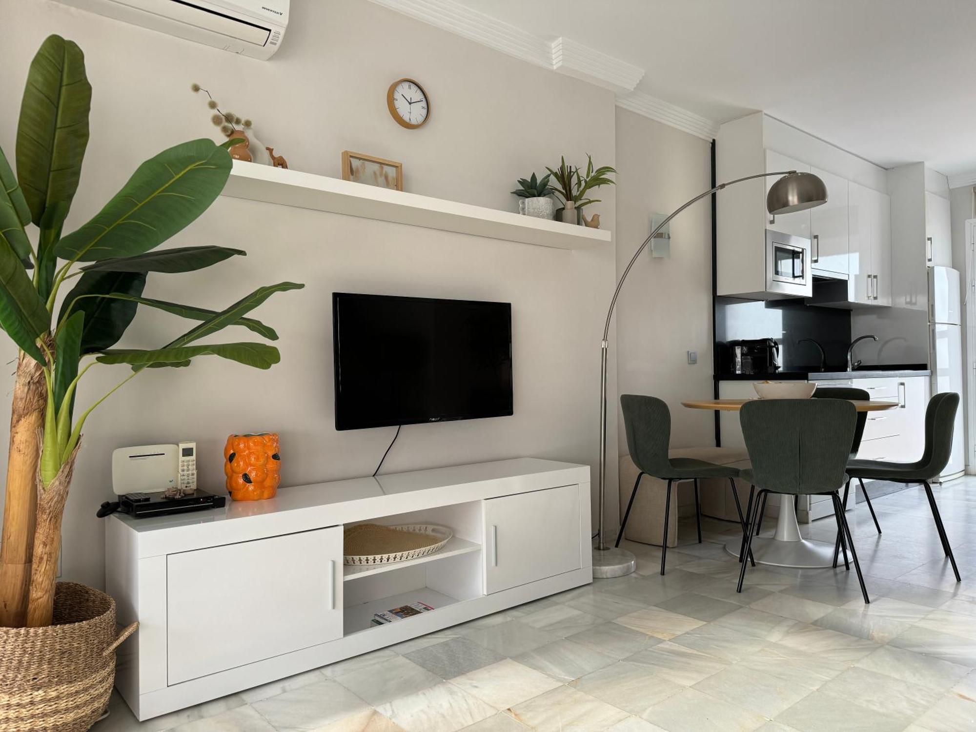 Apartmán Casa Naranja, Cabopino 2 Pools & Heated Indoor Pool Marbella Exteriér fotografie